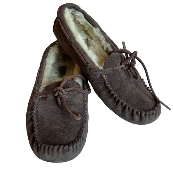 Ugg Shoes | Ugg Moccasin Dakota Slipper Slip On Sz 7 Brown - Picture 3 of 9